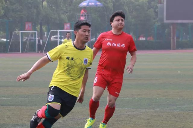 每体：德容国家德比能否首发尚不明朗，加维更接近出战每日体育报1天前6回复