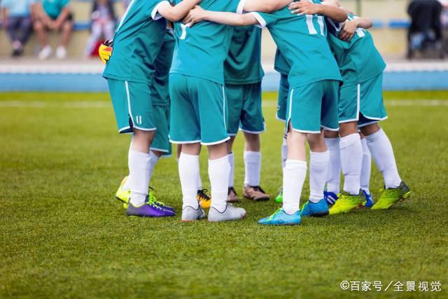 浙江队悼念布彭扎 王钰栋轰世界波双手指天泪洒